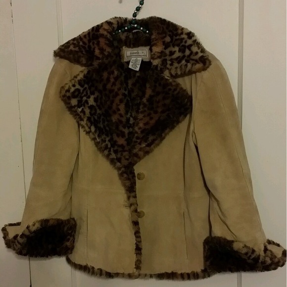 Passports Jackets & Blazers - Passports Coat GENUINE LEATHER SUEDE leopard Sherpa lined Women's  M Medium